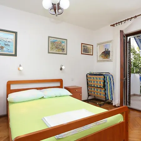 Appartamento Slatine 13298f Traù