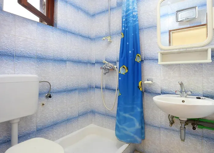 Slatine 13298f Apartman *