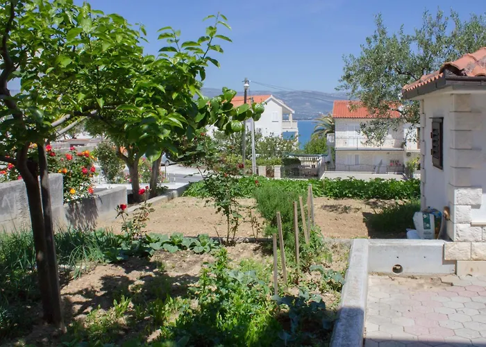 Slatine 13298f Apartman