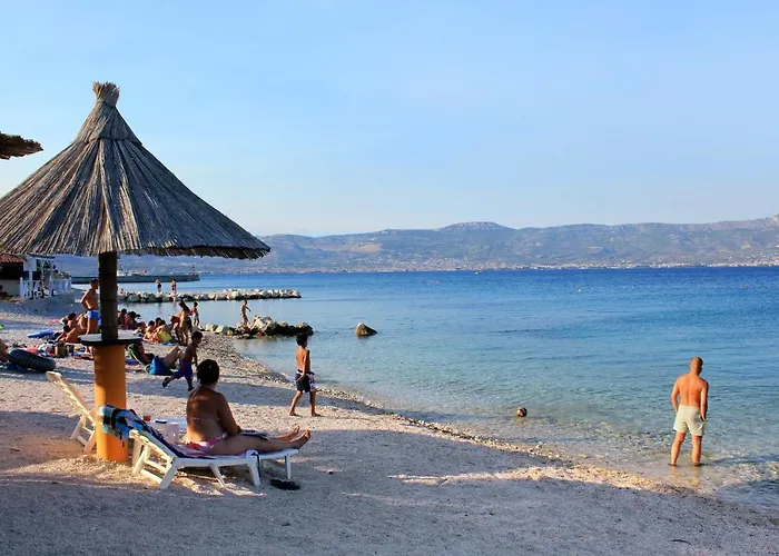 Slatine 13298f 公寓 *