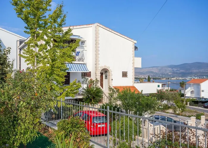 Slatine 13298f Apartment Trogir